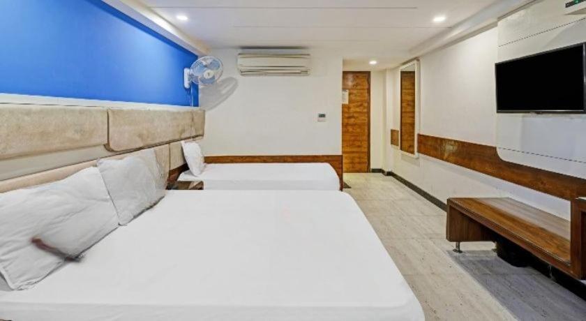 Family Hotel By Pg International Nova Deli Exterior foto